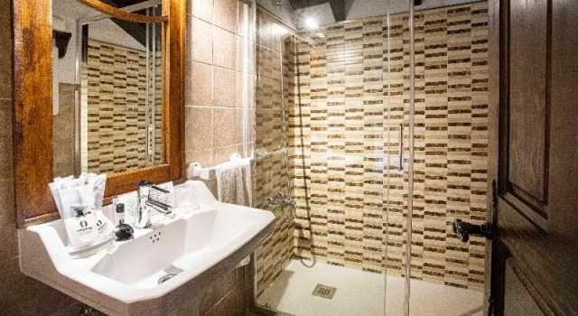 Трёхместный номер Standard с балконом La Casona de Tresgrandas
