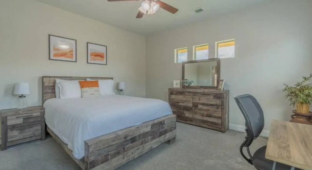 Коттедж NEW Southern Utah Home w/ Huge Yard - Sleeps 10