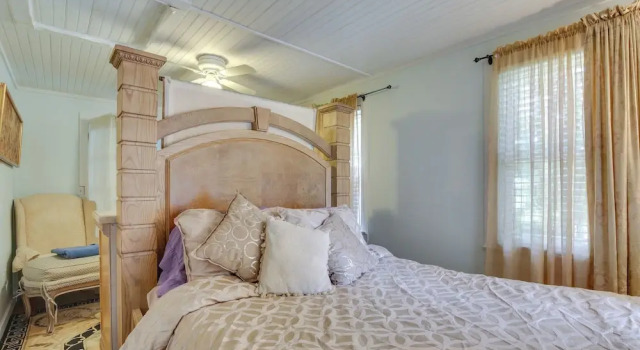 Charming Danbury Cottage w/ Lake Kenosia Access!, Buchen Sie Ferienhaus Danbury Connecticut
