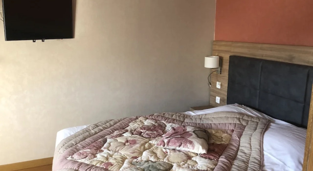 Апартаменты Comfort Logis Hôtel & Appartements Le Florence