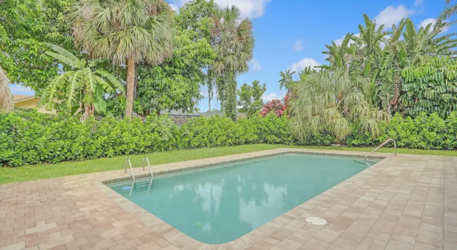 Коттедж Private Pool + Bar: Palm Beach Gardens Getaway