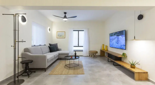 AirTLV Sirkin Apartment, Забронировать Апартаменты/квартира Отели Тель-Авива с парковкой, рядом с Пляж Иерусалим, Парковка
