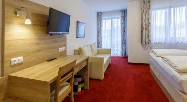 Двухместный номер Comfort с балконом Gasthaus und Landhotel Wiedmann