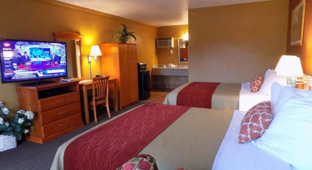 Virginia Inn, Reserva ahora Hotel Hoteles en Menoken con aparcamiento, Aparcamiento