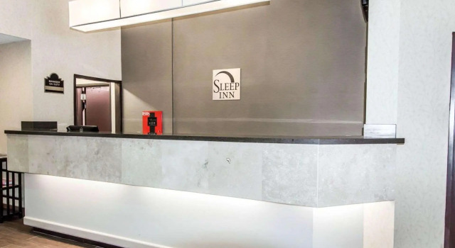 Blankenbaker Inn by IHG, จอง โรงแรม ลุยส์วิลล์ Louisville Metropolitan Area