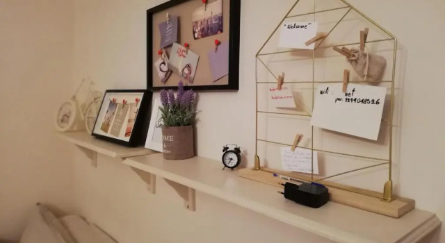 Lux House next to the Airport of Athens. Transport 24h, Забронировать Отель Отели Луца с завтраком, Завтраки