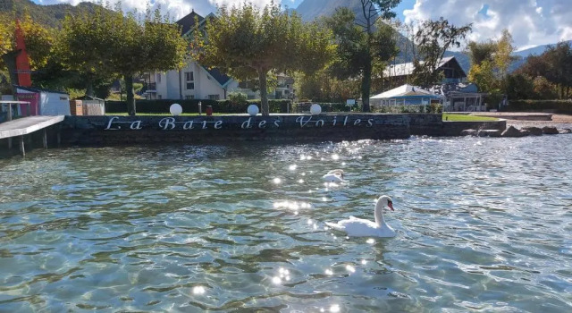 Студия Deluxe Reflets du Lac Annecy, Baie des Voiles - Vue Lac - Terrasse - Plage & Parking Privés