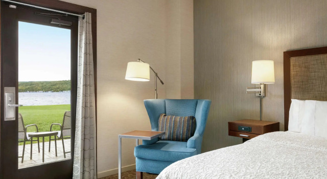 Двухместный номер Standard с видом на озеро Hampton Inn Penn Yan, NY