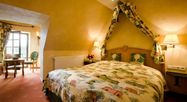 Двухместный номер Standard с балконом Hotel Burg Arras