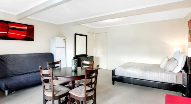 Isle of Serenity, Buchen Sie Hotel Frankston Mornington-Halbinsel