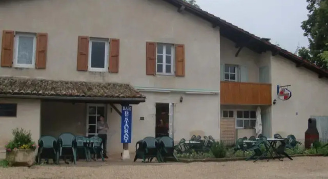 Auberge d'Oncieu, Réserver Auberge de jeunesse Oncieu France