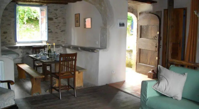 LAYMERIE, Book Hotel Previnquieres Aveyron