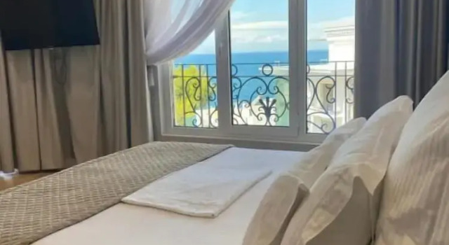 Четырёхместный номер Deluxe с видом на море AMI MAR Hotel
