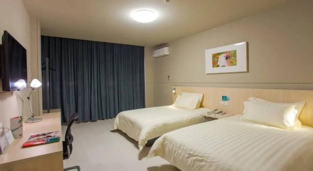 Двухместный номер Business Jinjiang Inn Tianjin Xinkai Road