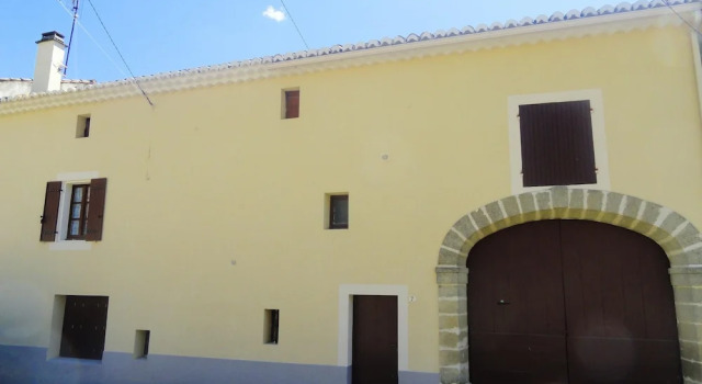 House With 2 Bedrooms in Saint-laurent-la-vernède, With Enclosed Garde, Book Feriehus Saint-Laurent-La-Vernede Languedoc-Roussillon