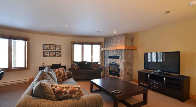 Chalet Bellevue, Buchen Sie Chalet Hotels in Québec mit Parkplatz, Parkplätze