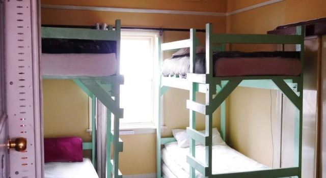 St Kilda East backpackers hostel, Book Hostel Hostels in Melbourne Region, Hostel