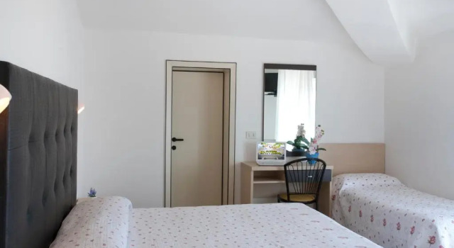 Трёхместный номер Standard Hotel Universal