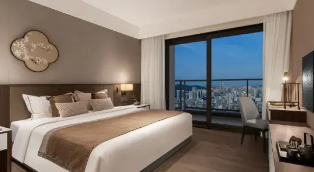 Люкс с 2 комнатами с видом на город Waugh Den Business Hotel