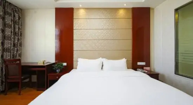 Люкс Huading Hotel (Guanhaiwei Town)