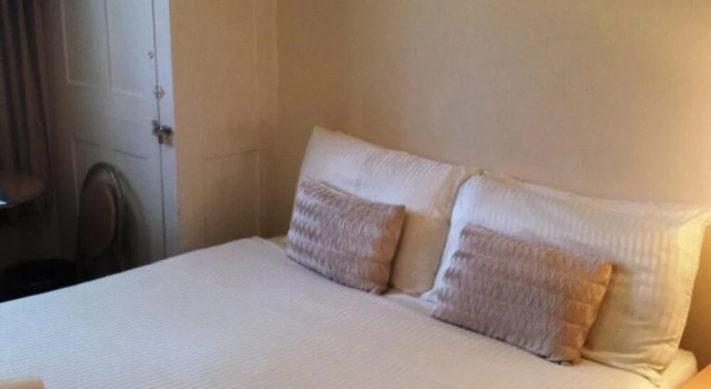 Whitechapel Rooms