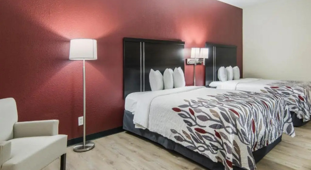 Четырёхместный номер Superior Red Roof Inn Fort Worth – Saginaw