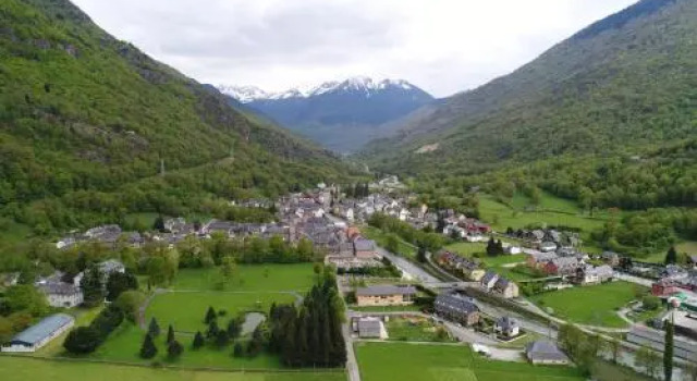 Dúplex Es Termes, Book Hotel Hoteller i Val d'Aran med parkering, Parkering