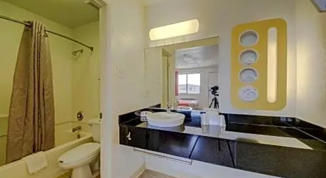 Люкс Motel 6-San Antonio, TX - Fort Sam Houston
