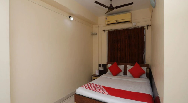 OYO 16394 Prantik Guest House, Prenota Affittacamere Madhyamgram West Bengal