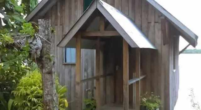 Serah's Lagoon Hideaway, Prenota Affittacamere Auki Malaita Province