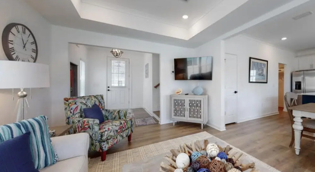 Peek-A-Bay by Gold Star Vacation Rentals