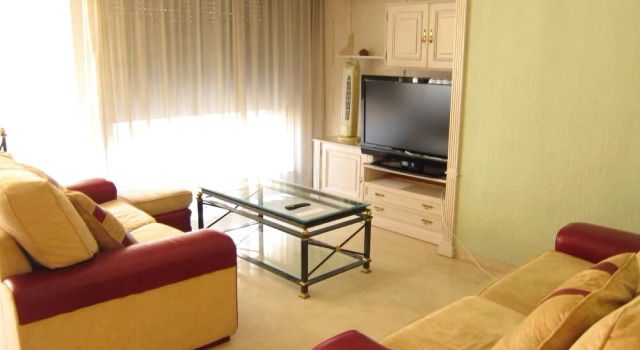 APARTAMENTOS KASA 25 - Maissonave, Забронировать Апартаменты/квартира Отели Аликанте с парковкой, рядом с Arniches Theater, Парковка