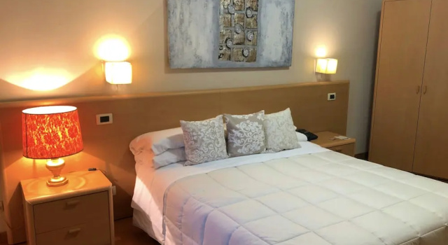 Habitación doble Superior con vista al jardín Hotel La Fertè