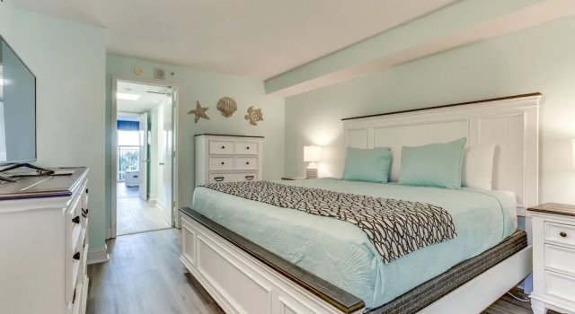 Oceanview Amazing Condo, Забронировать Апартаменты/квартира Отели Миртл-Бич с парковкой, рядом с Спортивный центр Миртл-Бич, Парковка
