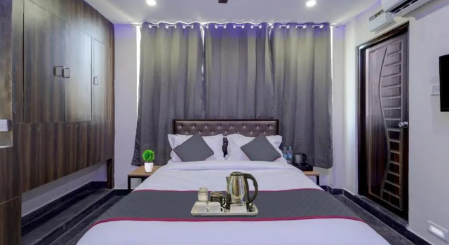OYO Townhouse 1090 G Silver Nungambakkam