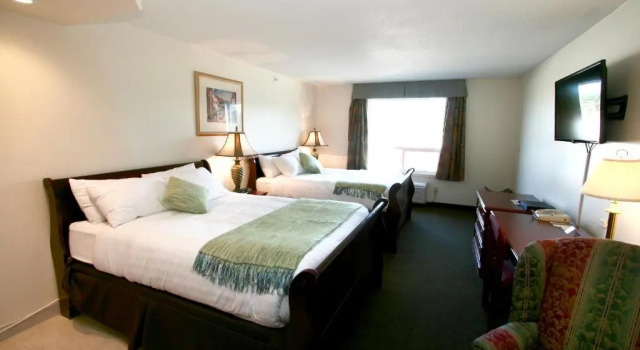 Семейный номер Deluxe Foxwood Inn & Suites