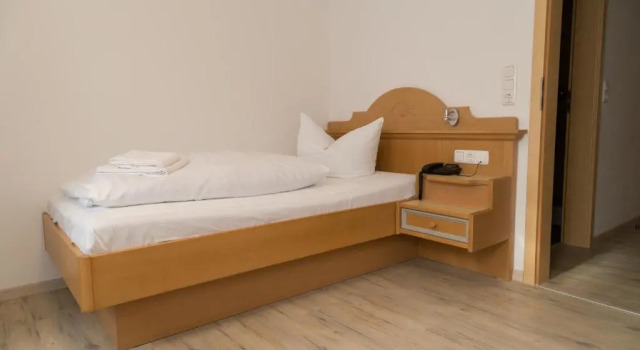 Одноместный номер Standard Цокольный этаж Hotel Krone & Restaurant