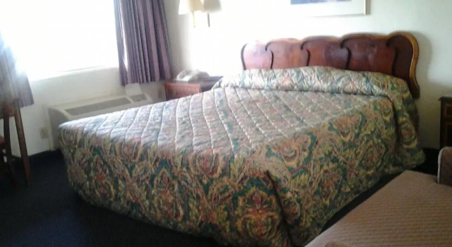 Номер Standard Budget Inn
