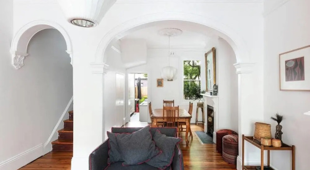Коттедж European Elegance in Darlinghurst