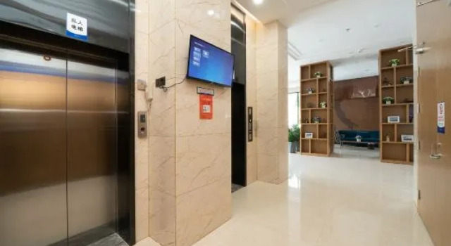 Yeste Hotel (Baise Zhuzhou Bridge No. 5 Middle School), Rezerwuj Hotel Hotele w Baise z parkingiem, Parking