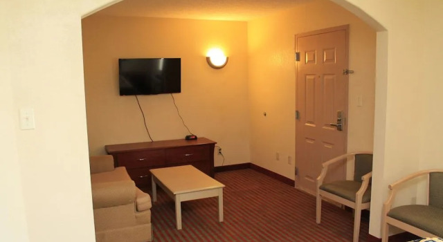 Best Way Inn & Suites