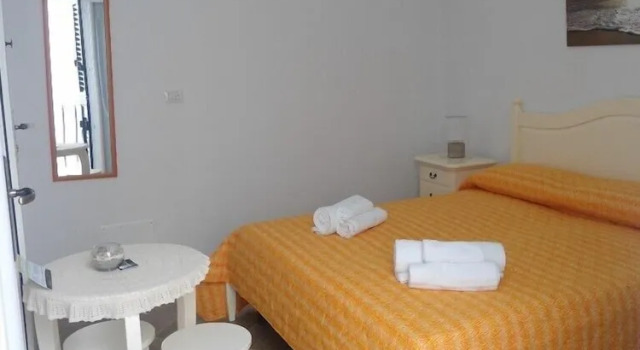 Camera doppia Standard con balcone B&B Punta Cutieri