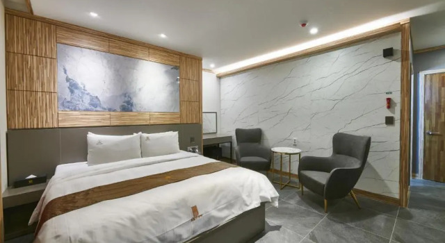 Двухместный люкс Aura Tourist Hotel