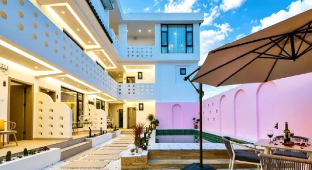 Ban'cheng Light Luxury Scenic Courtyard-Style Hotel (Dali Ancient City South Gate), Book Hotel Dali Yunnan