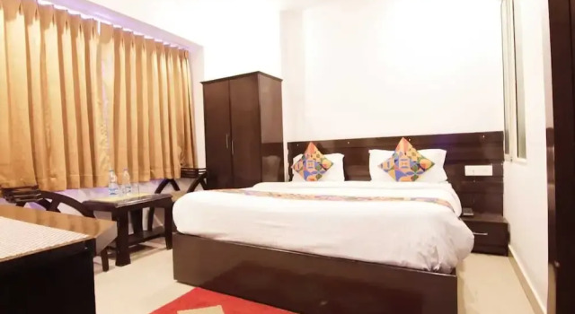 nancy paradise hotel, Rezervovat Hotel Bahadrabad Uttarakhand