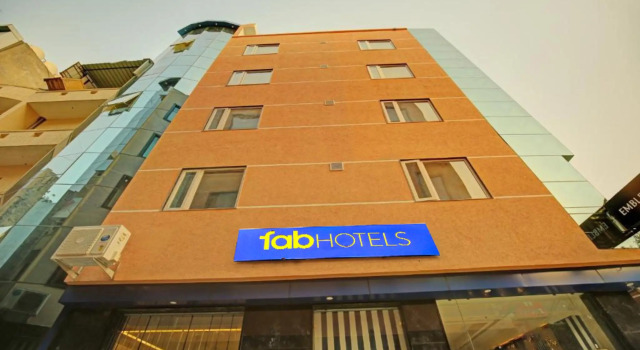 FabHotel Emblem Suites