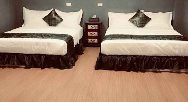 Номер Comfort Ya Tai Hotel