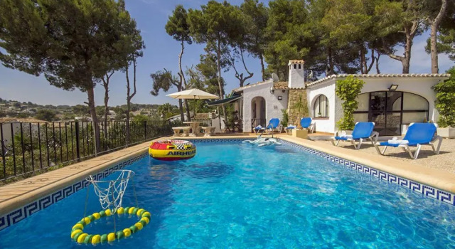 Book It Villa Moraira Fragance