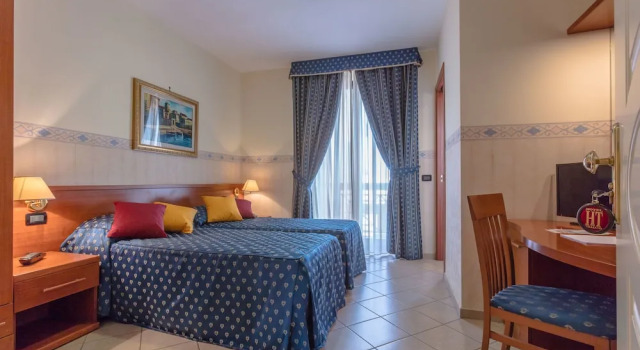 Двухместный номер Superior с балконом Hotel Traiano