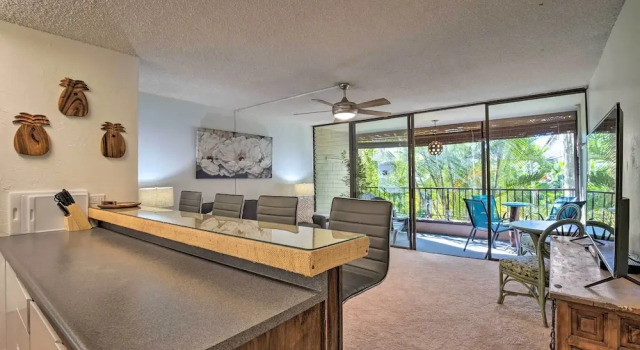 Breezy Condo w/ Screened Lanai in Kailua-kona!, Забронировать Апартаменты/квартира Апартаменты Каилуа-Кона, Апартаменты/квартира
